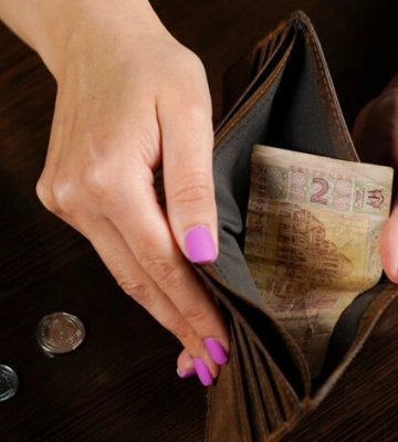 Українцям виплатять до 43 000 гривень за працевлаштування: хто може отримати гроші