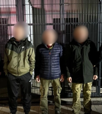 На Закарпатті затримали військових у СЗЧ, які за $10 тисяч переправляли чоловіків за кордон