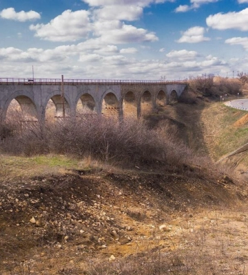 У соцмережі опублікували фото віадука біля селища Донецьке на окупованій Луганщині