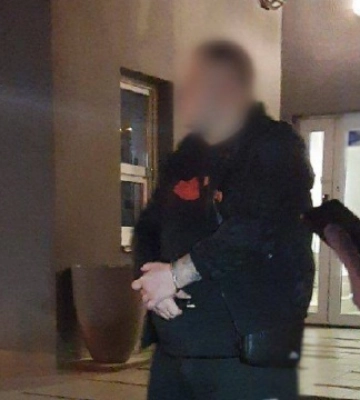У Києві чоловік вночі влаштував стрілянину біля будинку