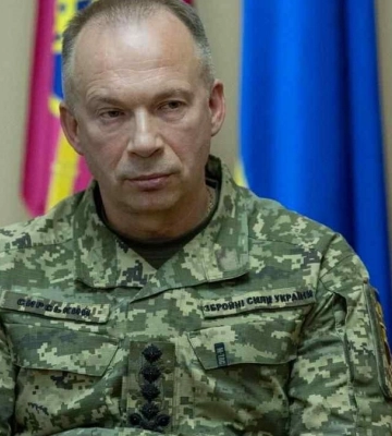 РФ прагне захопити більше території та створити "буферну зону" на Дніпропетровщині, - Сирський
