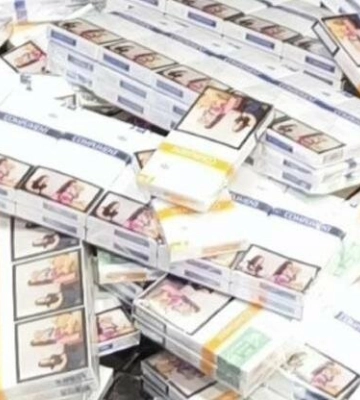 Через кордон зі Львівщиною вивозили майже 8 тисяч сигарет у двигуні та бампері