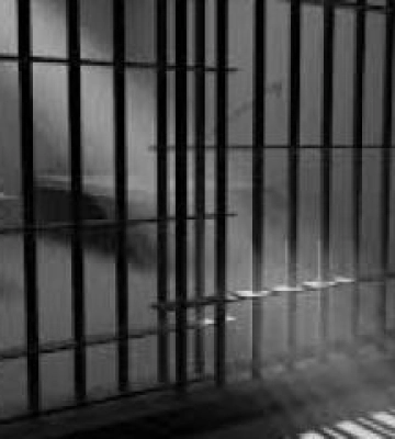 У Полтаві пяний водій збив жінку на переході й утік: потерпіла померла