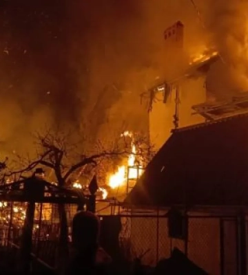 В Одессе в результате массированной атаки шахедами погибли три человека, среди них — ребенок, есть попадание в многоэтажку