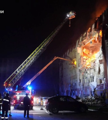 Росіяни вдарили по багатоповерхівці в Одесі: загинули троє людей, серед них — дитина