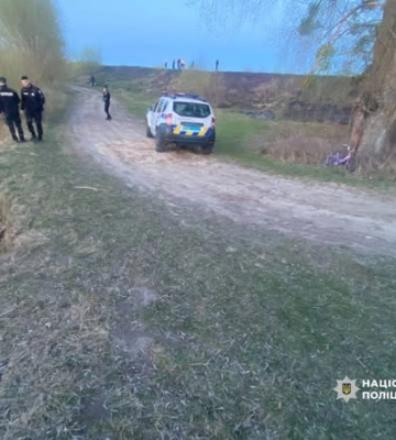 На Рівненщині зникли двоє малолітніх дітей: тіло одного хлопчика знайшли у водоймі