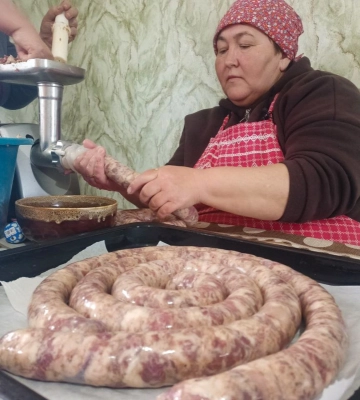Ковбаса на Великдень: волинські господині поділилися рецептом страви на святковий стіл