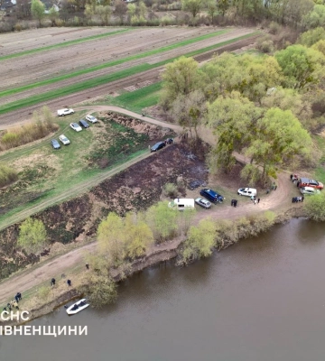 На Рівненщині у водоймі знайдено тіло маленького хлопчика, його братика шукають, - поліція