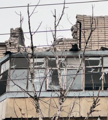 По Херсону знову вдарив російський дрон, є четверо постраждалих