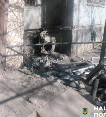 По Херсону знову вдарив російський дрон, є четверо постраждалих