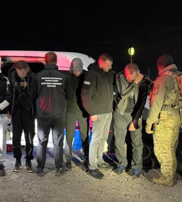 На кордоні зі Словаччиною спіймали трьох чоловіків, які хотіли втекти до Німеччини