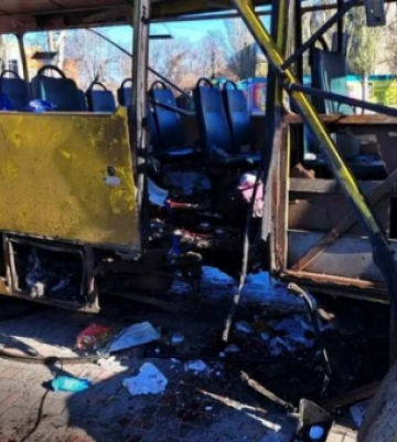 росіяни атакували автобус із людьми у Нікополі: є загиблі