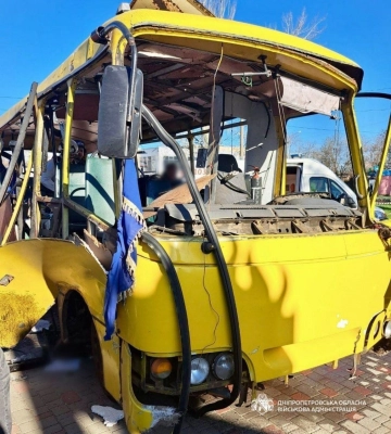 Зросла кількість поранених внаслідок удару по автобусу в Нікополі