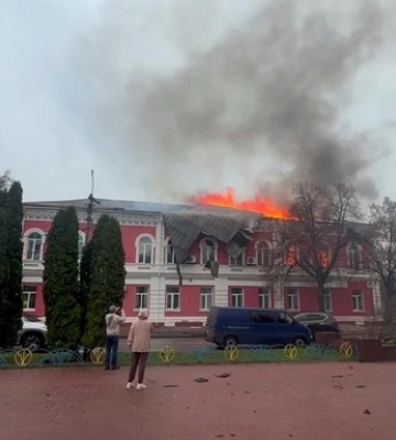 "Шахеды" атаковали горадминистрацию в Прилуках