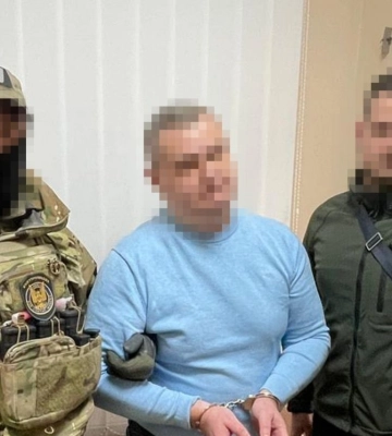 СБУ затримала «подвійного» агента, який шпигував для фсб та гру рф на оборонному заводі Дніпропетровщини