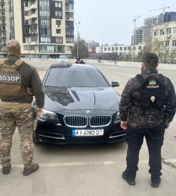 Раскрыта схема переправки десятков мужчин за границу через систему "Шлях"