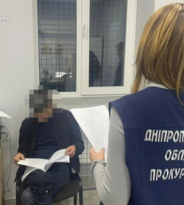 Криворізького учасника масштабного шахрайства екстрадували з Німеччини: нестиме відповідальність в Україні