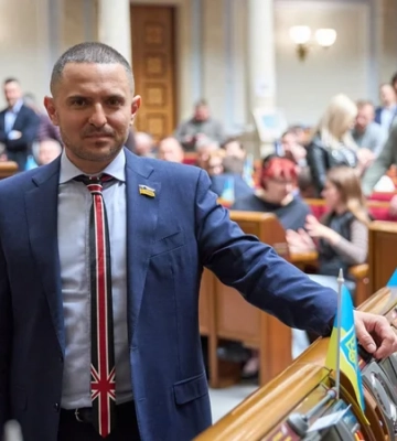 Нардеп-беглец Куницкий задекларировал квартиру в Канаде