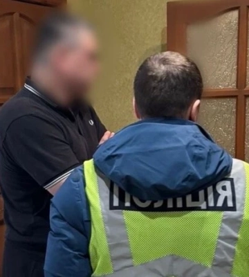 Незаконна легалізація іноземців: у Києві викрито чергову корупційну схему
