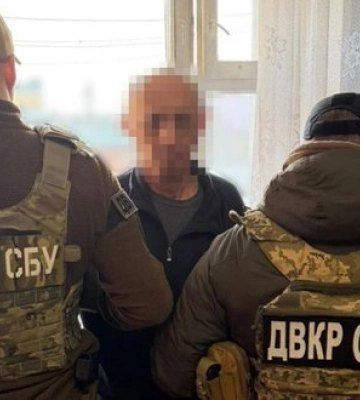 Встановлював "відеопастки" для ударів по військових ешелонах ЗСУ на Волині: СБУ затримала агента РФ