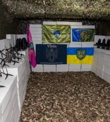 Бійці 12 армійського корпусу отримали 3000 безпілотників від громади Києва, - Кличко. ФОТОрепортаж