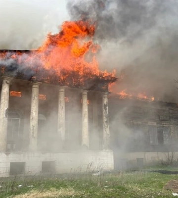 Росія зруйнувала садибу на Харківщині, що пережила світові війни