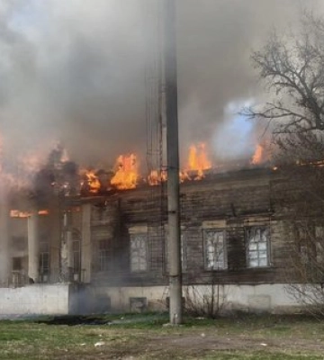 Пережила дві світові війни: росіяни знищили історичну садибу ХІХ ст. у Великому Бурлуці на Харківщині. ВІДЕО+ФОТОрепортаж