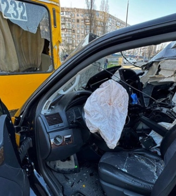 Одна людина загинула, ще 11 отримали поранення: аварію з маршруткою на Балківській в Одесі розслідує ДБР