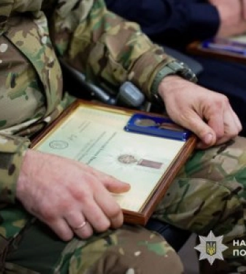 Нагороди за мужність: поранених бійців батальйону «Стрілецький» відзначили в Закарпатті