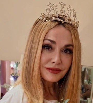 Сумская показала родителей-актеров в молодости и умилила воспоминаниями