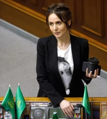 Рада підтримала складання повноважень нардепа від Слуги народу