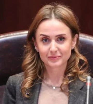 Верховная Рада поддержала заявление нардепа Дарьи Володиной о сложении мандата