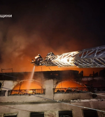 Харьков подвергся ракетному удару: в городе повреждены высотки, есть пострадавшая
