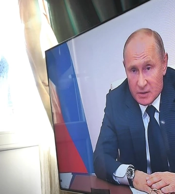 В России на совещании о нехватке бензина говорили о «непростой» обстановке, а Путин требовал решений по Крыму