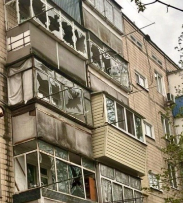 Обстріли на Дніпропетровщині: поранені люди та руйнування