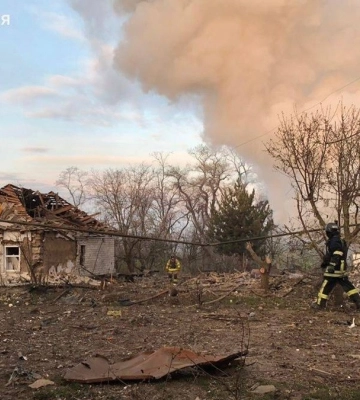 Вранці ворог вдарив по Запорізькому районі: загинула людина, є поранені