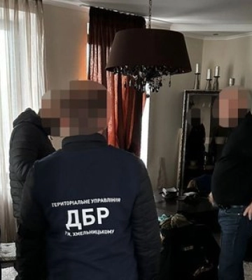 Екскерівника міграційної служби Хмельниччини судитимуть за обвинуваченням в приховуванні майна на 30 млн грн