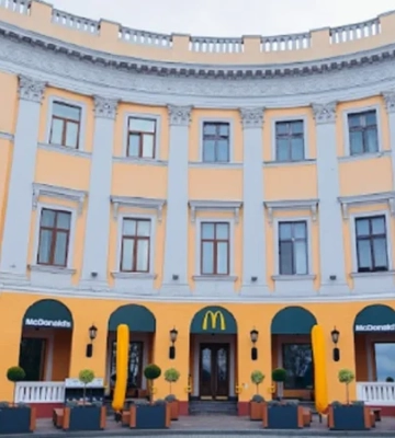 Рядом с Дюком де Ришелье. В Одессе открыли юбилейный McDonald’s