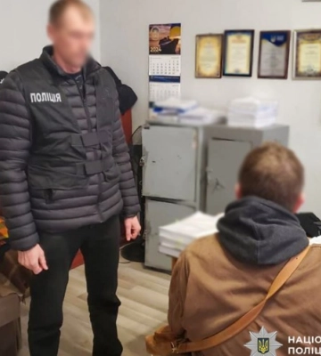 «Мертві душі» у сучасній одеській інтерпретації: директор автошколи «працевлаштував» покійника заради роботи закладу