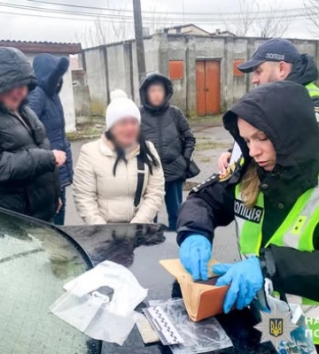 У Радивилові затримали жінку, яка продавала канабіс