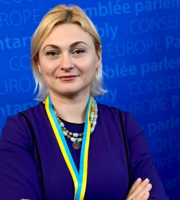 «Брюссель боится момента, когда Украина выполнит все условия, а они не смогут преодолеть чье-то политическое вето» — интервью с Евгенией Кравчук