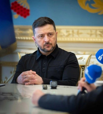Куп'янськ, Старокостянтинів, Суми — міста-герої: Володимир Зеленський вручив почесні нагороди громадам