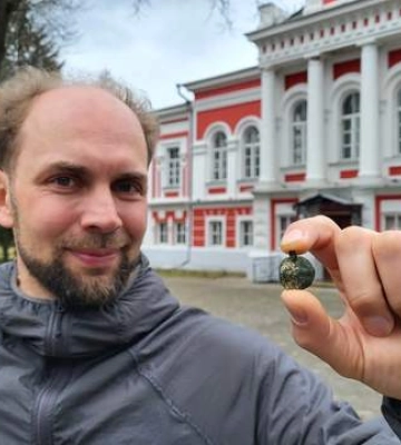 Військовий Третьої штурмової бригади знайшов візантійську монету 11 століття: де була знахідка