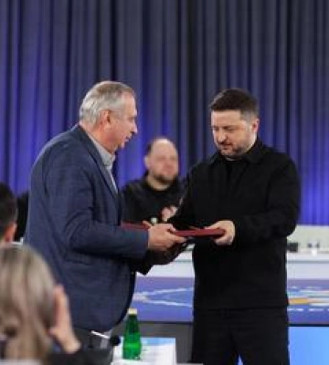 На Конгресі місцевих та регіональних влад при Президентові України Володимир Зеленський нагородив міського голову Миргорода&amp;hellip;