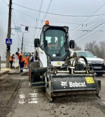 Ремонт доріг у Миколаєві: на Алмазова та Богоявленському уклали новий асфальт