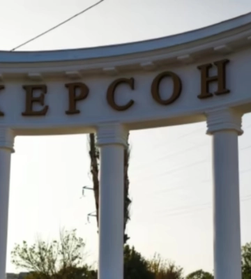 Россияне ударили по маршрутке в Херсоне: 7 пострадавших