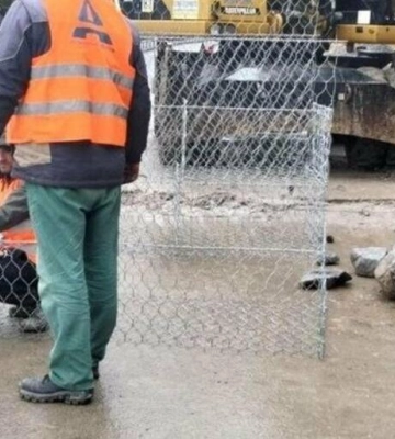 Схил на шляху до Львова укріплюють сучасними технологіями