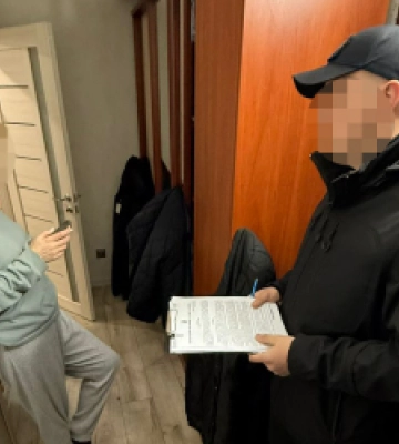Правоохоронці викрили зловмисників, які допомагали чоловікам отримувати відстрочку: деталі