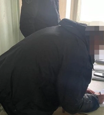 Ошукали військового на понад 600 тис. грн на "лікування": викрито експравоохоронця та його спільницю, - ДБР. ВІДЕО+ФОТОрепортаж