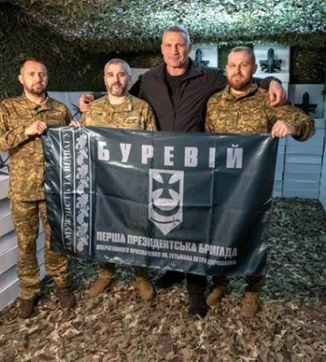 Бойцы бригады "Буревій" НГУ получили еще 1100 беспилотников от столичной общины, – Кличко